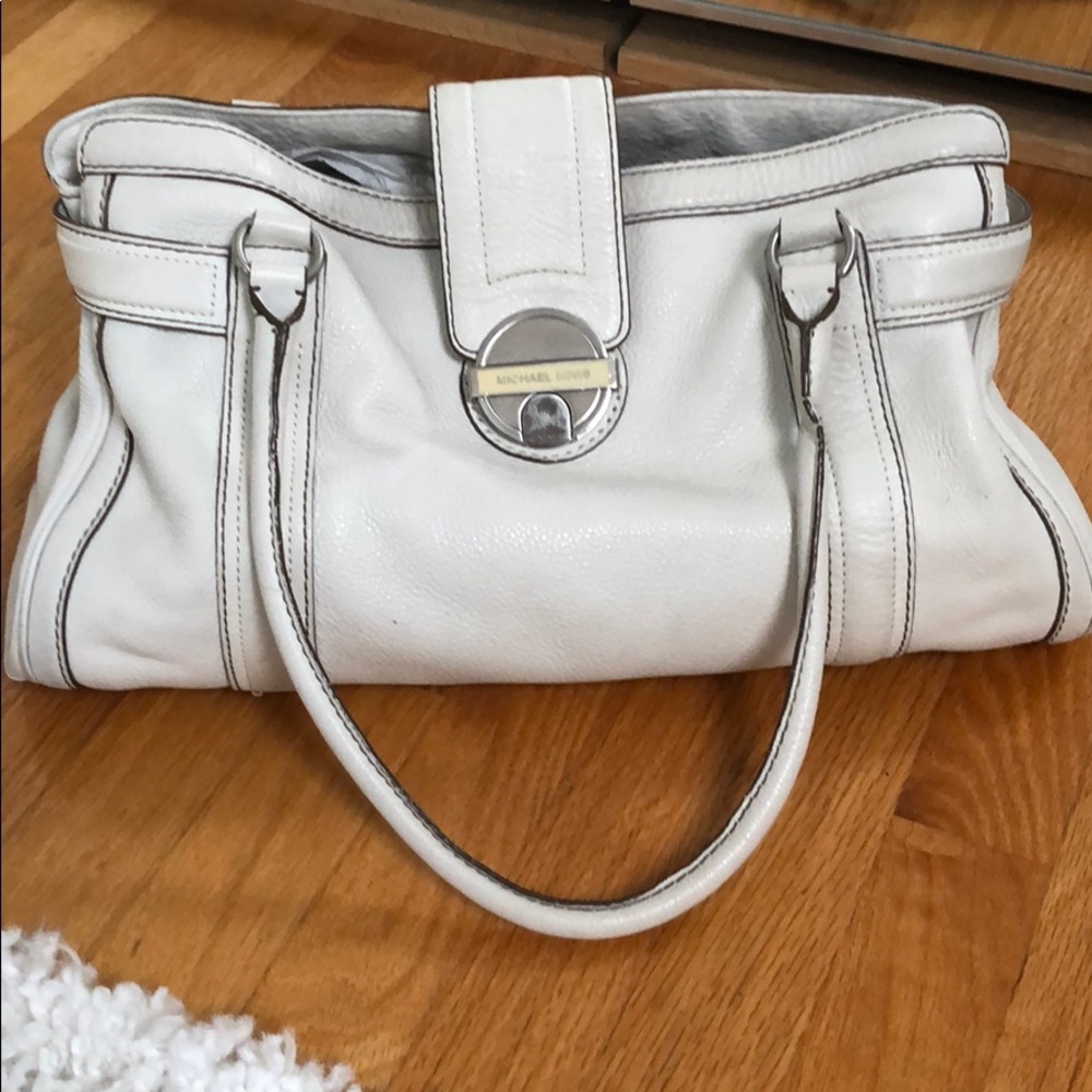 Michael Michael Kors off white grained leather bag